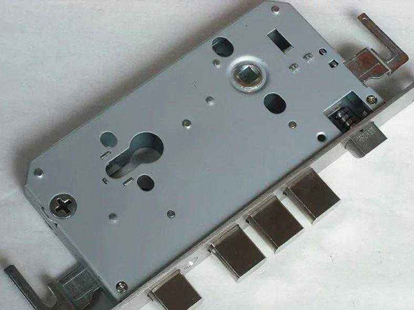 巴音郭楞24小时上门开锁公司