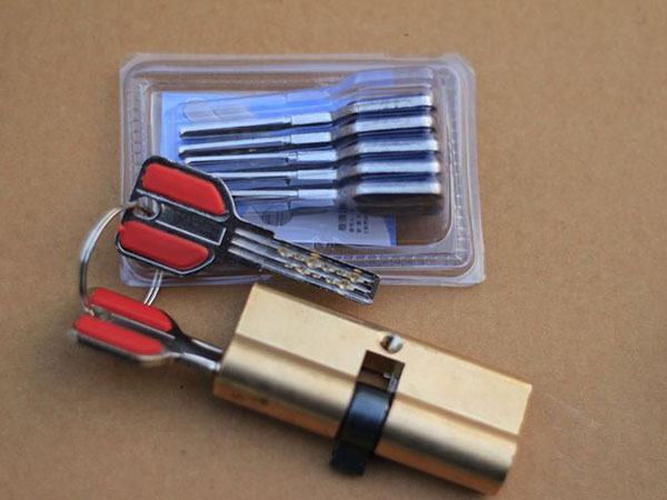 巴音郭楞24小时上门开锁公司